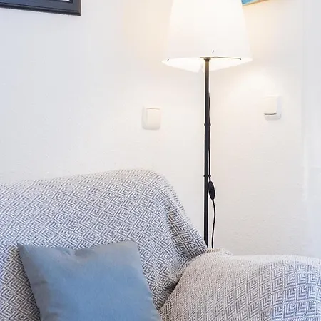 Cubo's Costa Apartment *