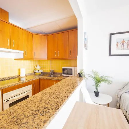Cubo's Costa Apartment